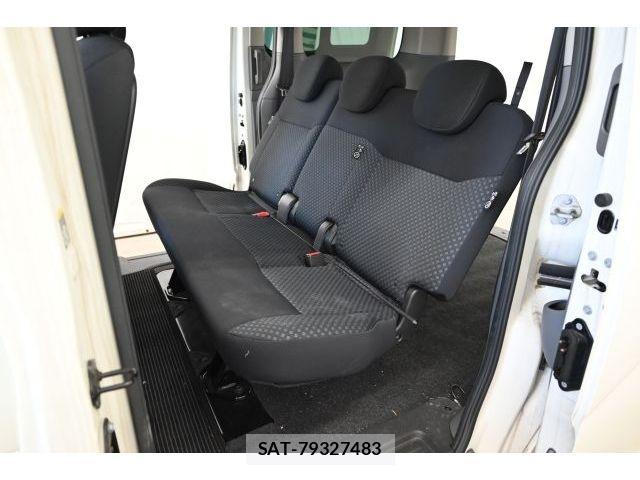 Nissan NV200 VANETTE WAGON 2018-06 8526410-11