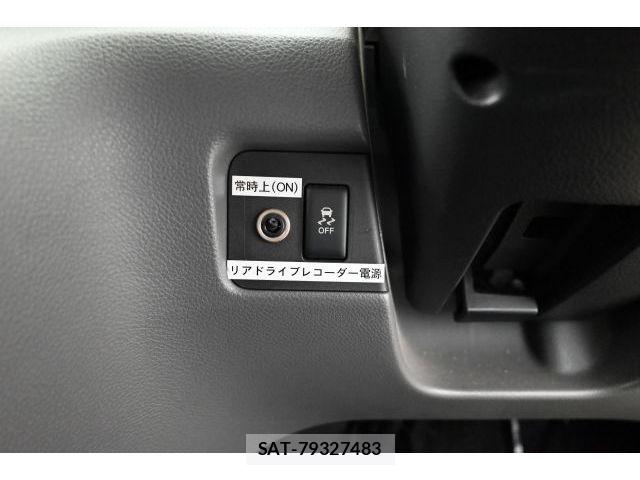 Nissan NV200 VANETTE WAGON 2018-06 8526410-14