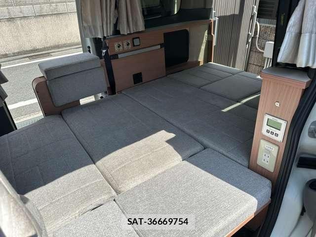 Nissan NV200 VANETTE WAGON 2019-06 8628218-11