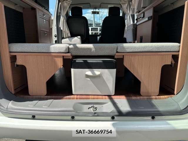 Nissan NV200 VANETTE WAGON 2019-06 8628218-13