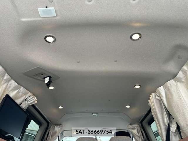Nissan NV200 VANETTE WAGON 2019-06 8628218-19