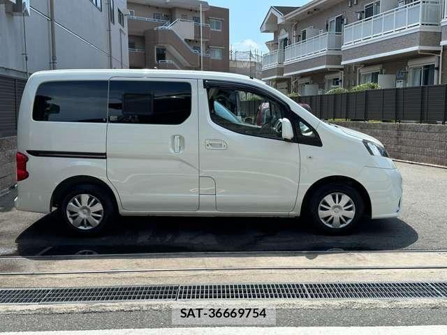 Nissan NV200 VANETTE WAGON 2019-06 8628218-5