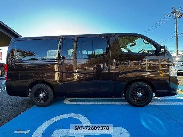 Nissan NV350 Caravan 2017-06 622199-17