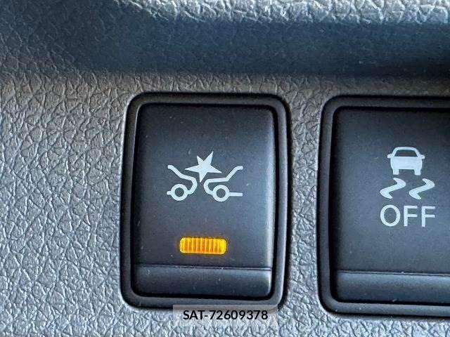 Nissan NV350 Caravan 2017-06 622199-5