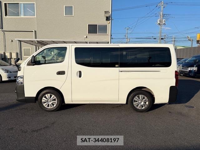 Nissan NV350 Caravan 2021-10 958729-20
