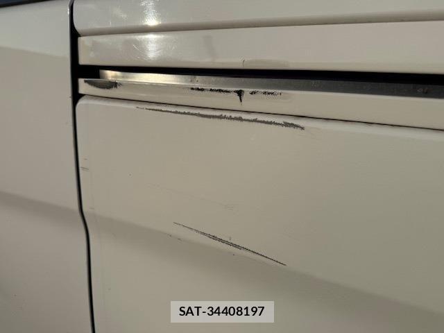 Nissan NV350 Caravan 2021-10 958729-26