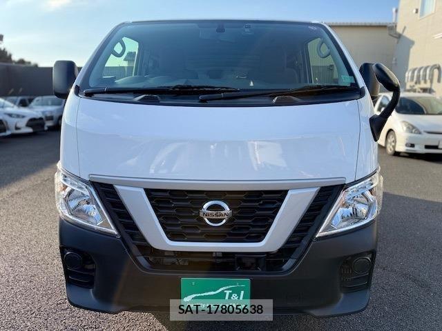 Nissan NV350 Caravan 2021-10 958731-17