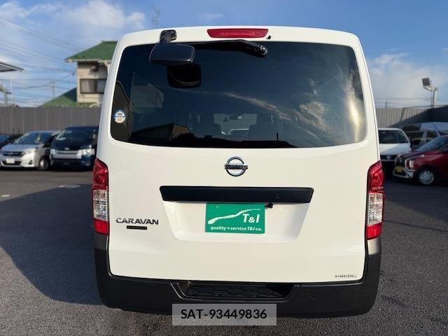 Nissan NV350 Caravan 2021-10 958727-20