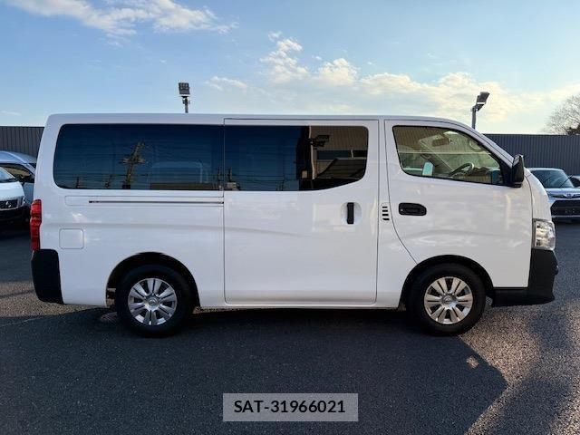Nissan NV350 Caravan 2021-10 958728-20