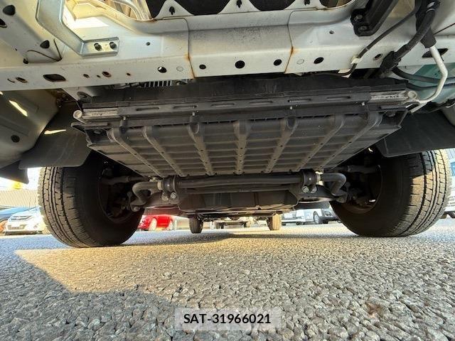 Nissan NV350 Caravan 2021-10 958728-28