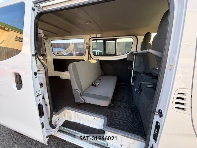Nissan NV350 Caravan 2021-10 958728-6