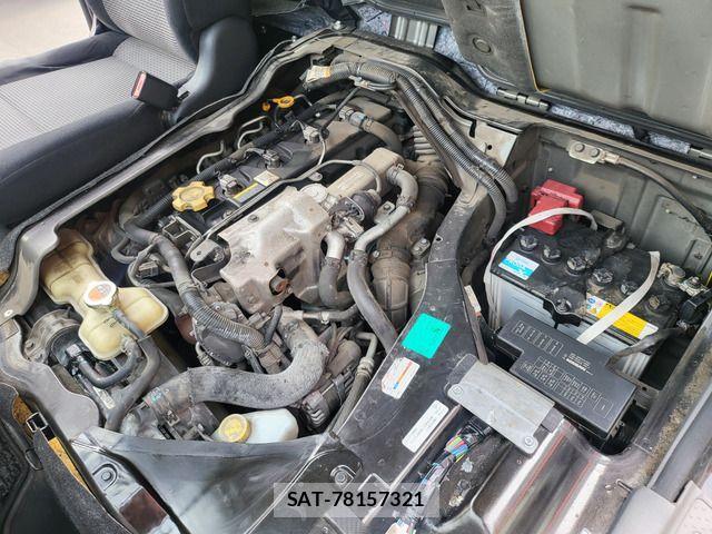 Nissan NV350 Caravan 2014-06 1003920-18