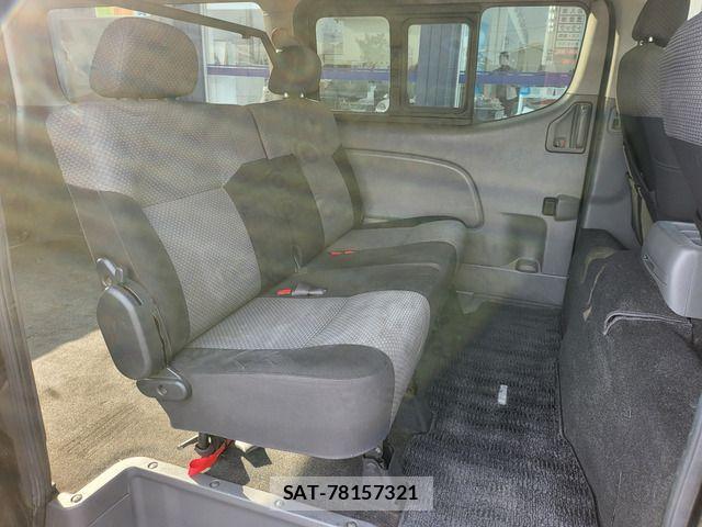 Nissan NV350 Caravan 2014-06 1003920-4