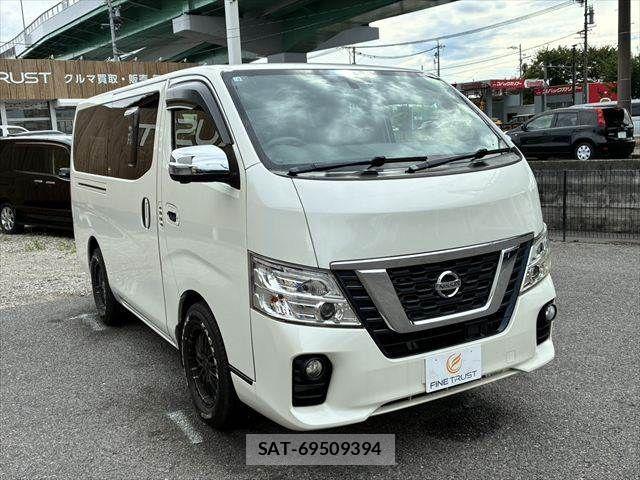 Nissan NV350 Caravan 2017-09 1282696-14