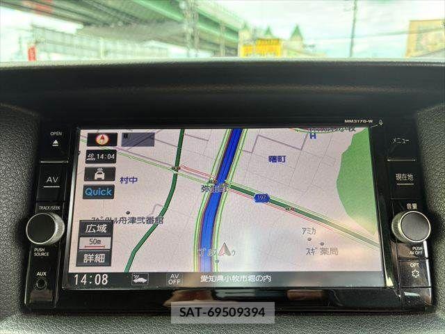 Nissan NV350 Caravan 2017-09 1282696-3