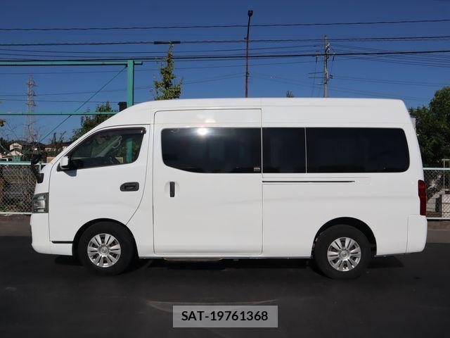 Nissan NV350 Caravan 2017-07 1355264-16