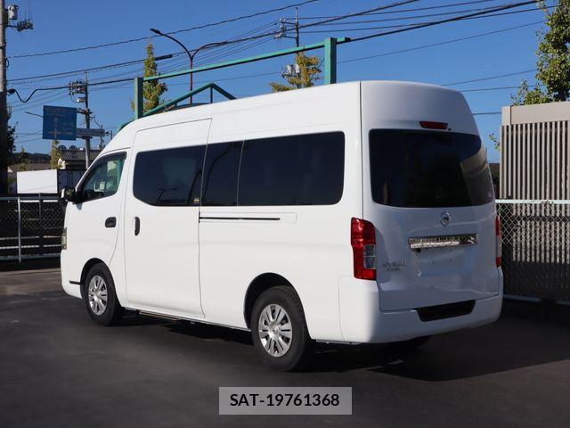 Nissan NV350 Caravan 2017-07 1355264-17
