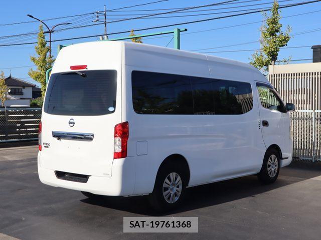 Nissan NV350 Caravan 2017-07 1355264-19