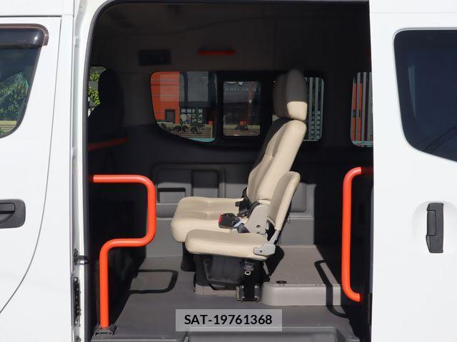 Nissan NV350 Caravan 2017-07 1355264-7