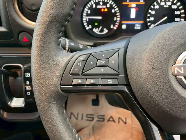 Nissan NV350 Caravan 2025-10 1547998-9