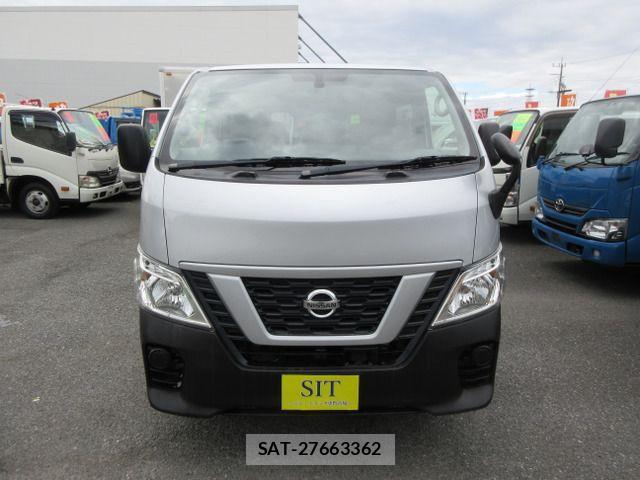 Nissan NV350 Caravan 2018-09 1586846-1