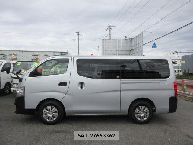 Nissan NV350 Caravan 2018-09 1586846-4