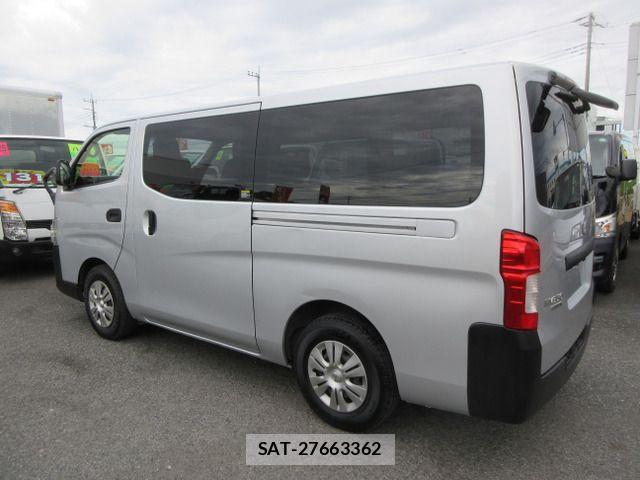 Nissan NV350 Caravan 2018-09 1586846-8