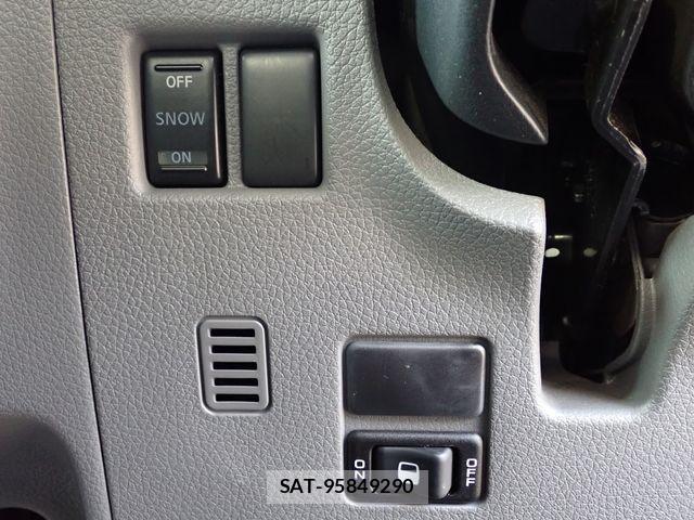 Nissan NV350 Caravan 2018-11 2003374-16