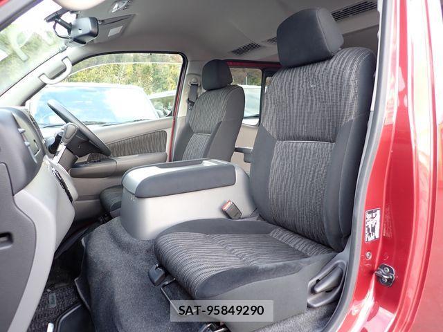 Nissan NV350 Caravan 2018-11 2003374-22