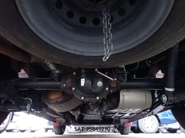Nissan NV350 Caravan 2018-11 2003374-28