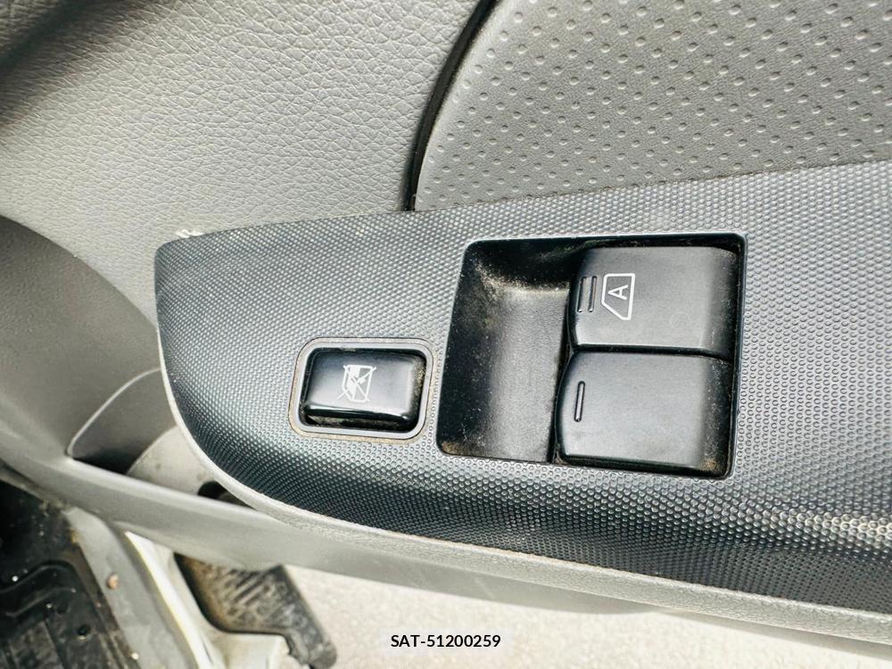 Nissan NV350 Caravan 2020 1680864-20