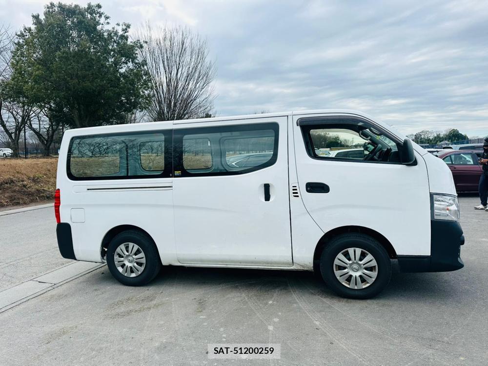 Nissan NV350 Caravan 2020 1680864-5