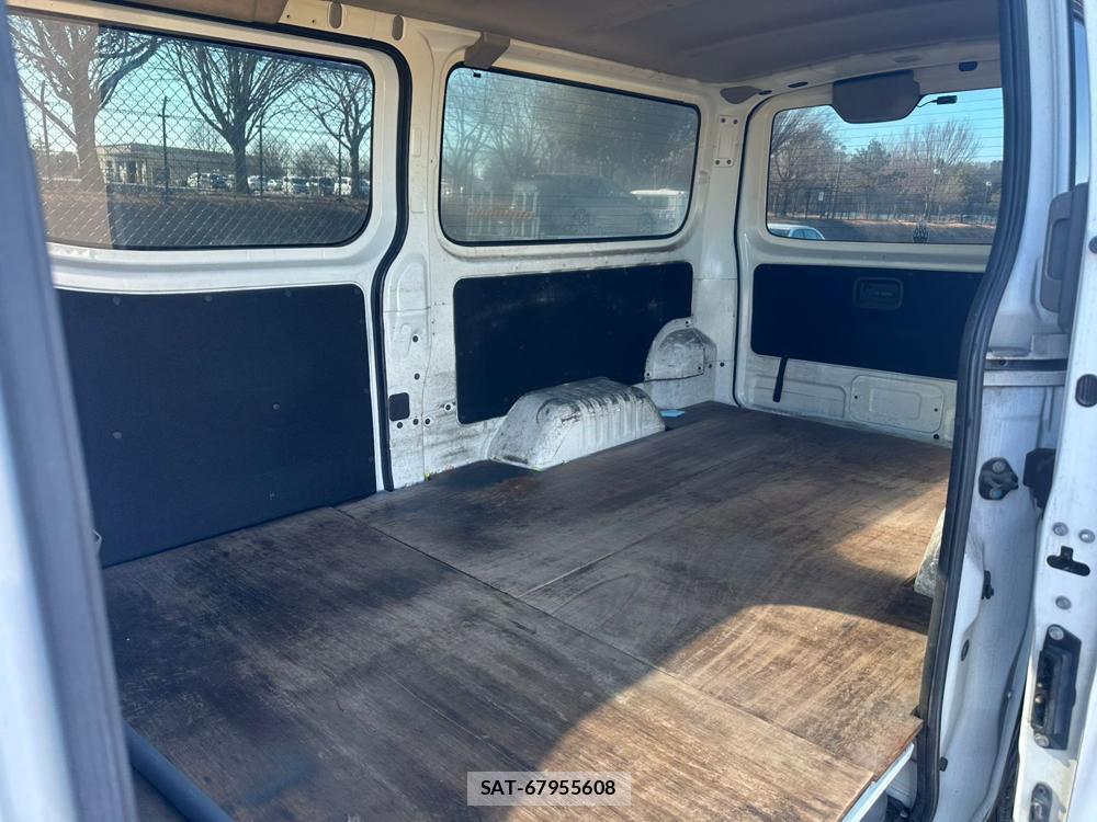 Nissan NV350 Caravan 2020 2062828-9