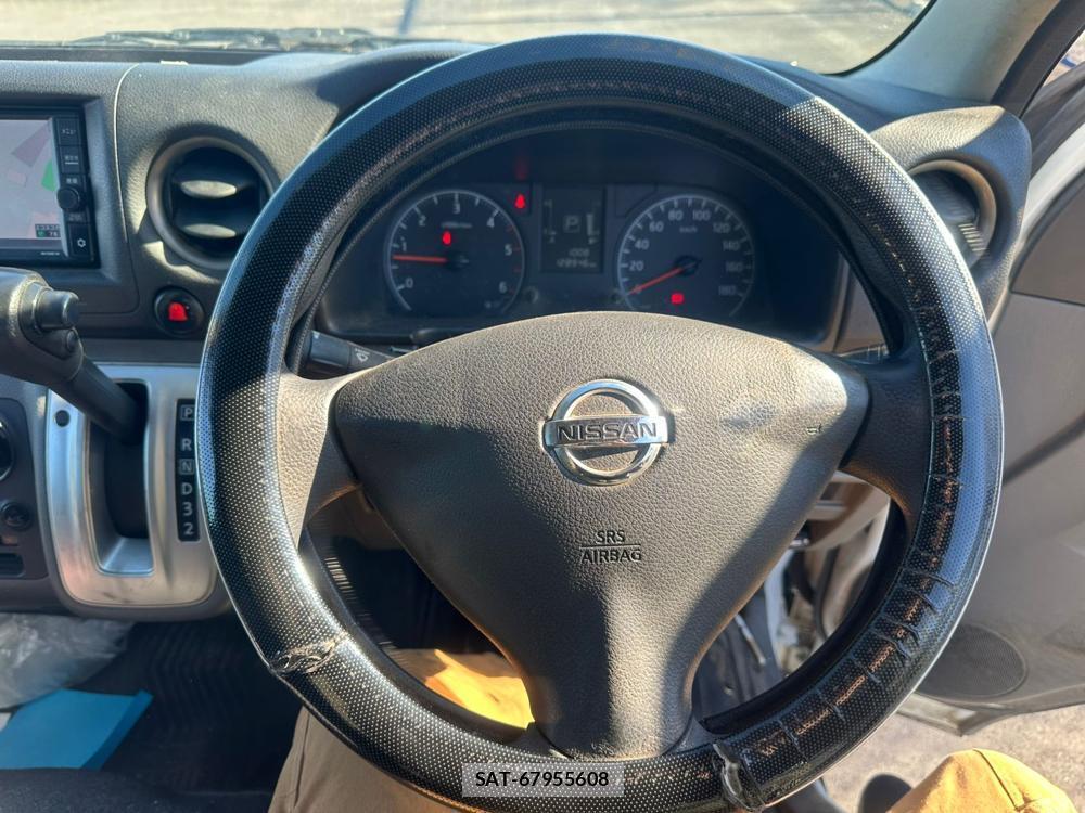 Nissan NV350 Caravan 2020 2062828-13