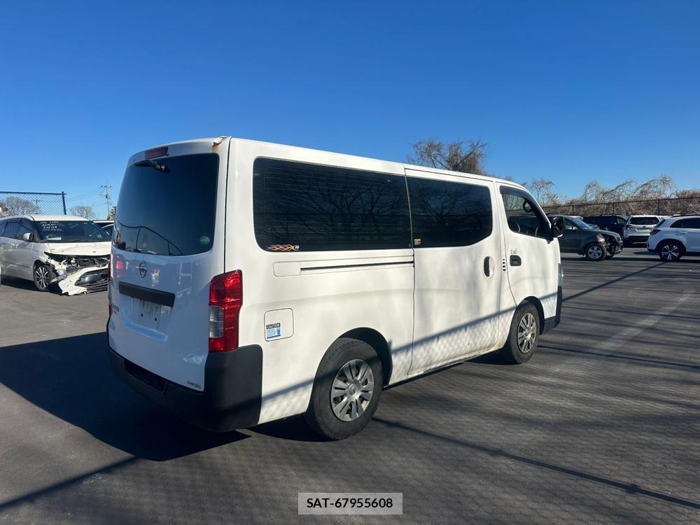 Nissan NV350 Caravan 2020 2062828-4