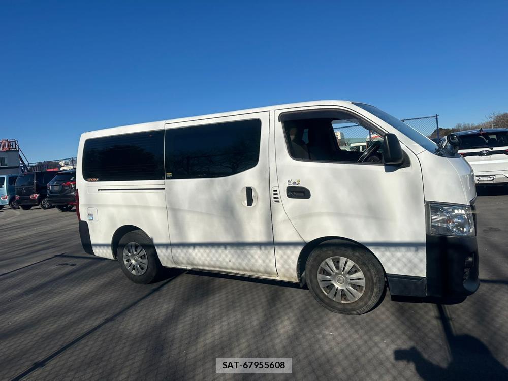 Nissan NV350 Caravan 2020 2062828-5