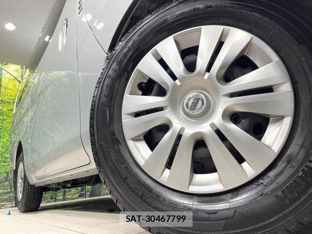 Nissan NV350 Caravan 2019-02 2352057-12