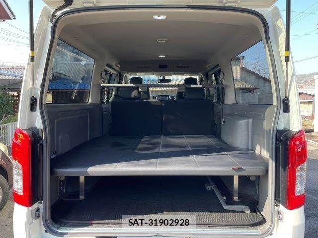 Nissan NV350 Caravan 2018-08 2401456-13