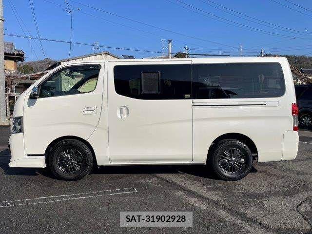 Nissan NV350 Caravan 2018-08 2401456-25