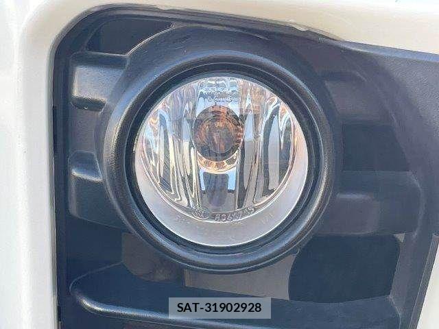 Nissan NV350 Caravan 2018-08 2401456-29