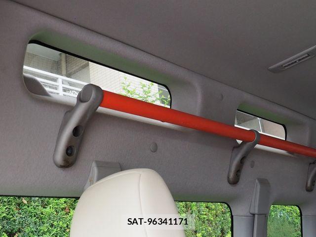 Nissan NV350 Caravan 2013-12 2672936-13