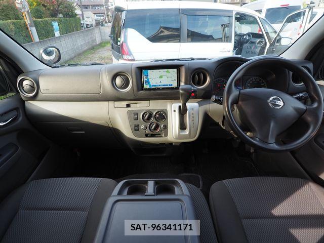Nissan NV350 Caravan 2013-12 2672936-1