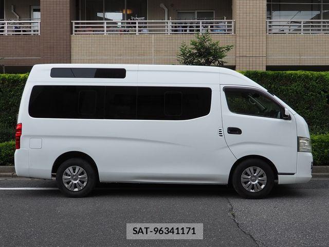 Nissan NV350 Caravan 2013-12 2672936-20