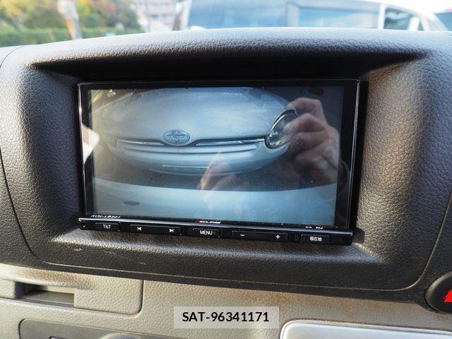 Nissan NV350 Caravan 2013-12 2672936-4