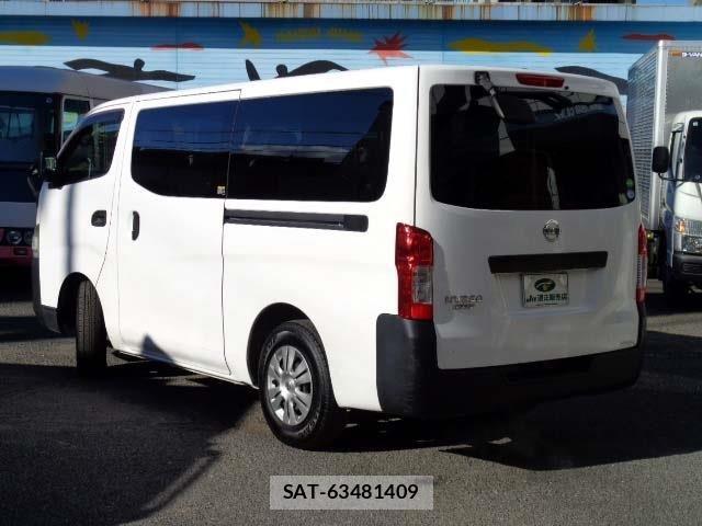 Nissan NV350 Caravan 2015-12 2672949-1