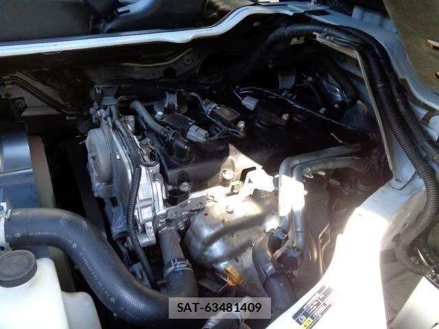Nissan NV350 Caravan 2015-12 2672949-3