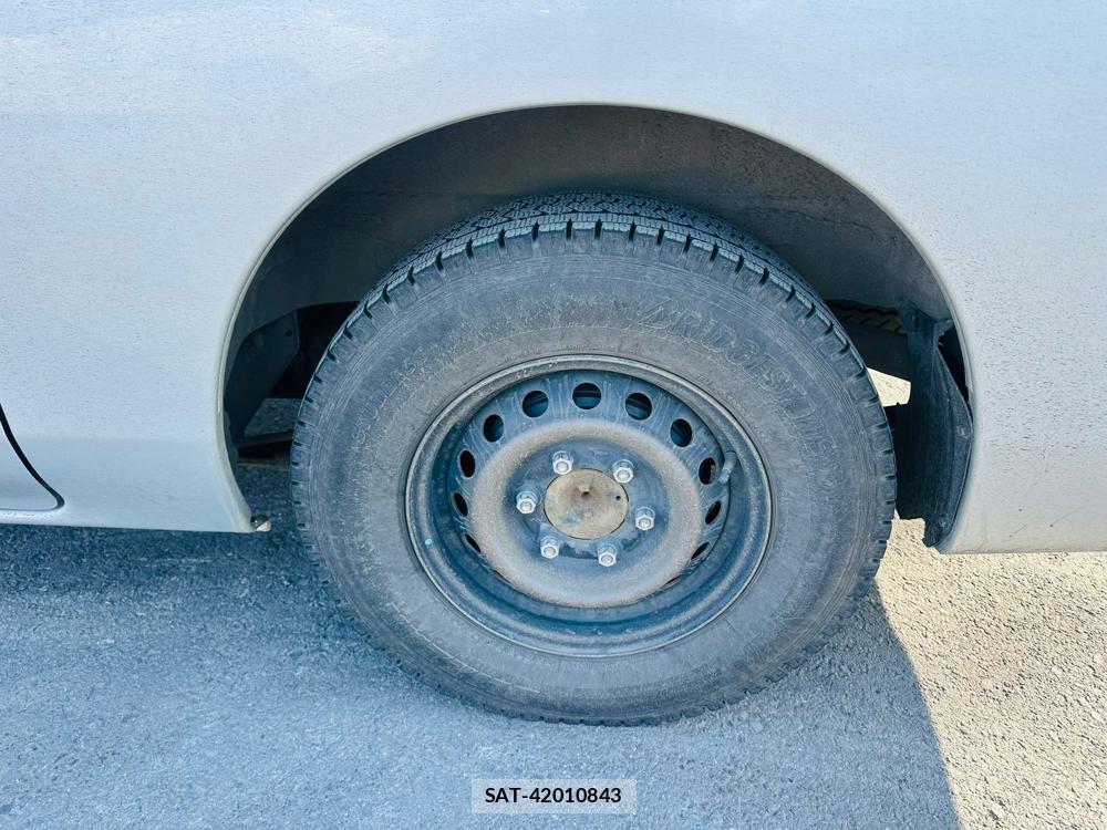 Nissan NV350 Caravan 2020 3090183-28