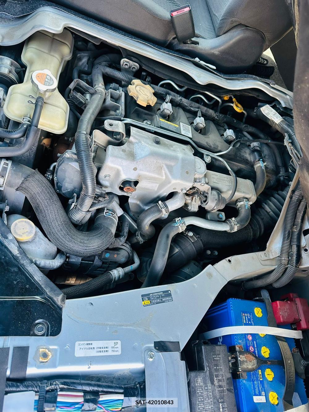 Nissan NV350 Caravan 2020 3090183-31
