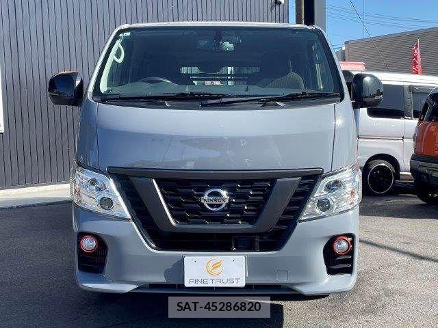 Nissan NV350 Caravan 2021-06 3773535-18