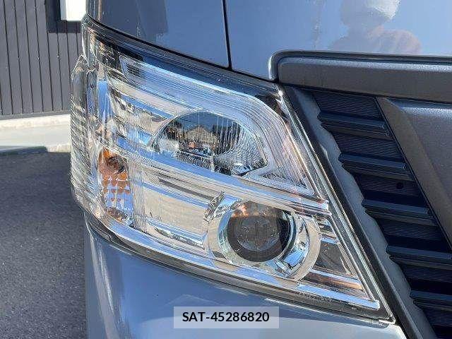 Nissan NV350 Caravan 2021-06 3773535-26